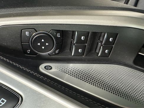 Certified 2023 Ford Explorer Limited w/ Limited Technology Package image 17