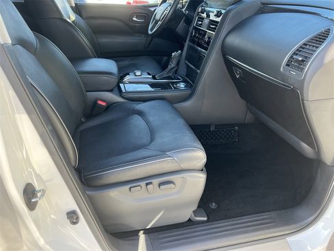 Used 2023 INFINITI QX80 Luxe w/ Cargo Package image 11