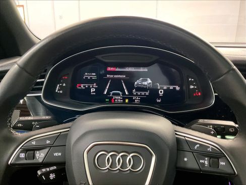 Certified 2023 Audi Q8 Premium Plus w/ Premium Plus Package AWD/4WD image 20