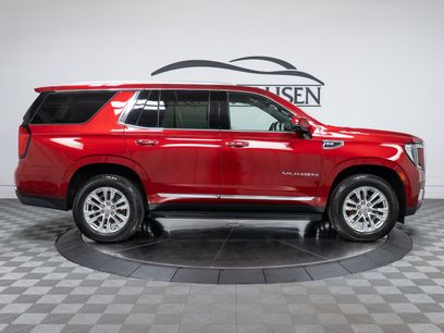 Used 2022 GMC Yukon SLT w/ SLT Premium Package