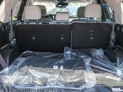 Used 2025 Hyundai Palisade SEL FWD image 28