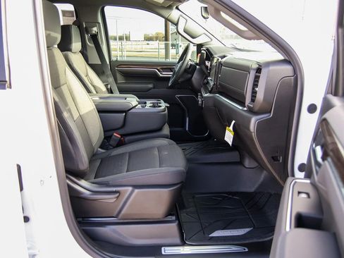 New 2026 Chevrolet Silverado 1500 LT w/ Safety Package AWD/4WD image 44