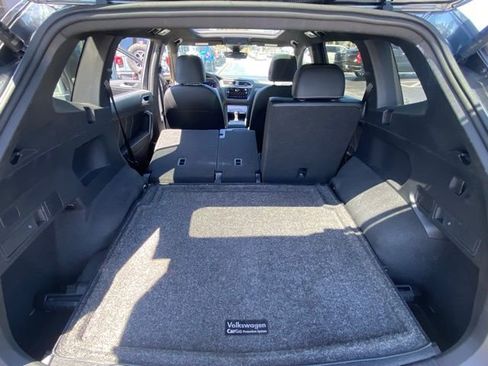 Used 2024 Volkswagen Tiguan SEL R-Line AWD/4WD image 27