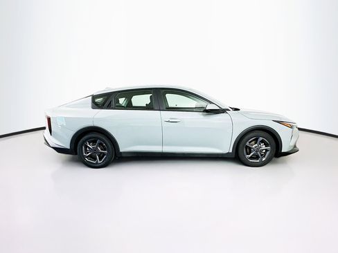 Used 2025 Kia K4 LXS image 10