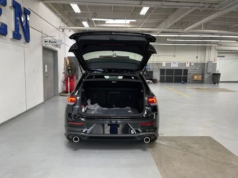 New 2026 Volkswagen GTI SE FWD image 9