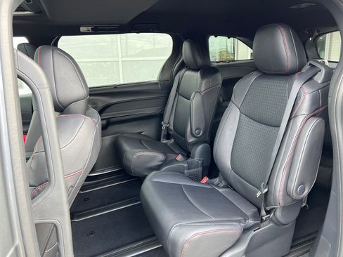 New 2026 Toyota Sienna XSE image 23