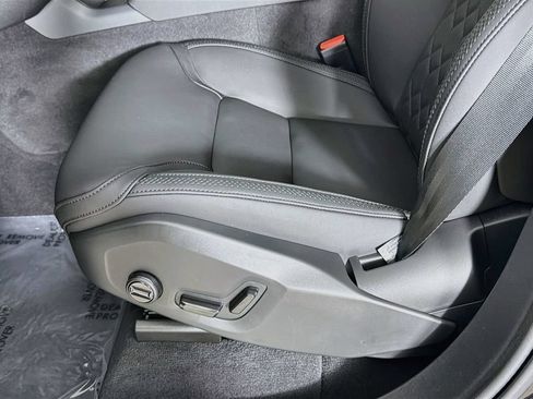 New 2026 Volvo XC90 B5 Plus w/ Protection Package AWD/4WD image 19