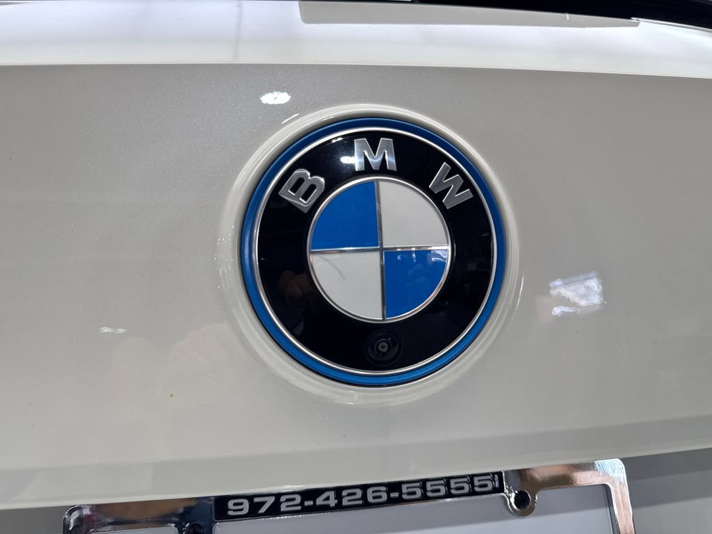 Used 2024 BMW iX xDrive50 w/ Premium Package AWD/4WD image 22