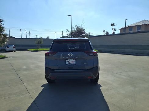 Used 2021 Nissan Rogue SL FWD image 5