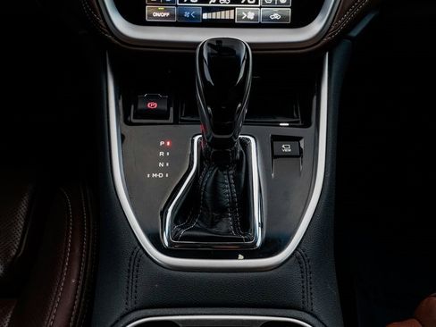 Used 2020 Subaru Outback Touring XT image 15