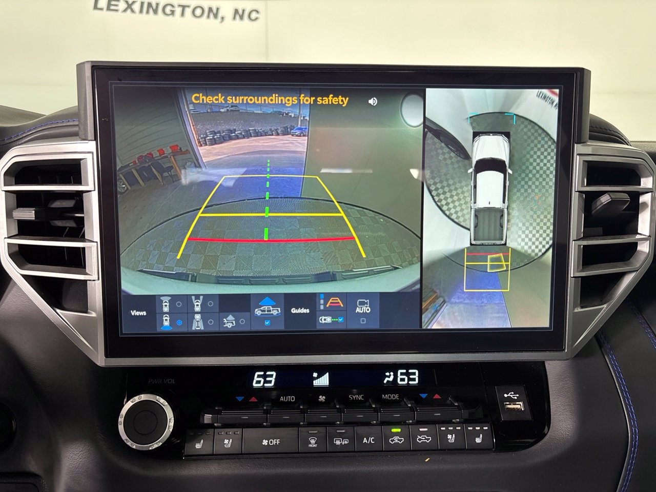 Used 2025 Toyota Tundra Platinum AWD/4WD image 21