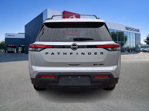 Certified 2024 Nissan Pathfinder SV w/ Black Appearance Package AWD/4WD image 5