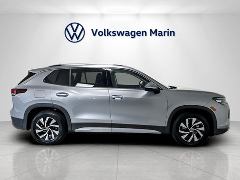 New 2026 Volkswagen Tiguan S FWD image 6