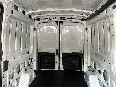 Used 2020 Ford Transit 250 Medium Roof image 25