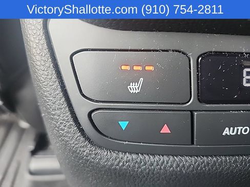 Used 2025 Honda Pilot Black Edition image 27
