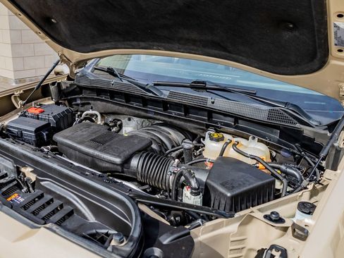 Used 2022 GMC Sierra 1500 Elevation image 40