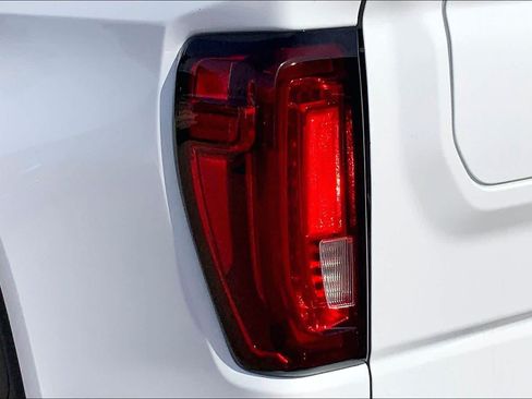 Used 2021 GMC Sierra 1500 AT4 AWD/4WD image 29