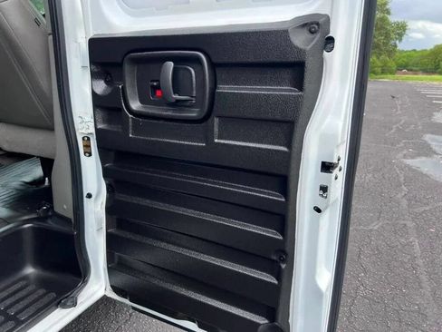 Used 2021 Chevrolet Express 2500 w/ Driver Convenience Package RWD image 21