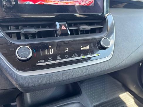Used 2024 Toyota Corolla LE FWD image 25