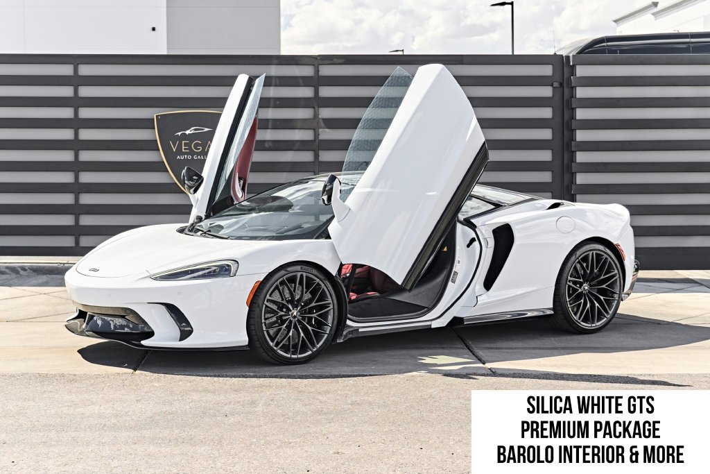 Used 2025 McLaren GTS RWD image 1