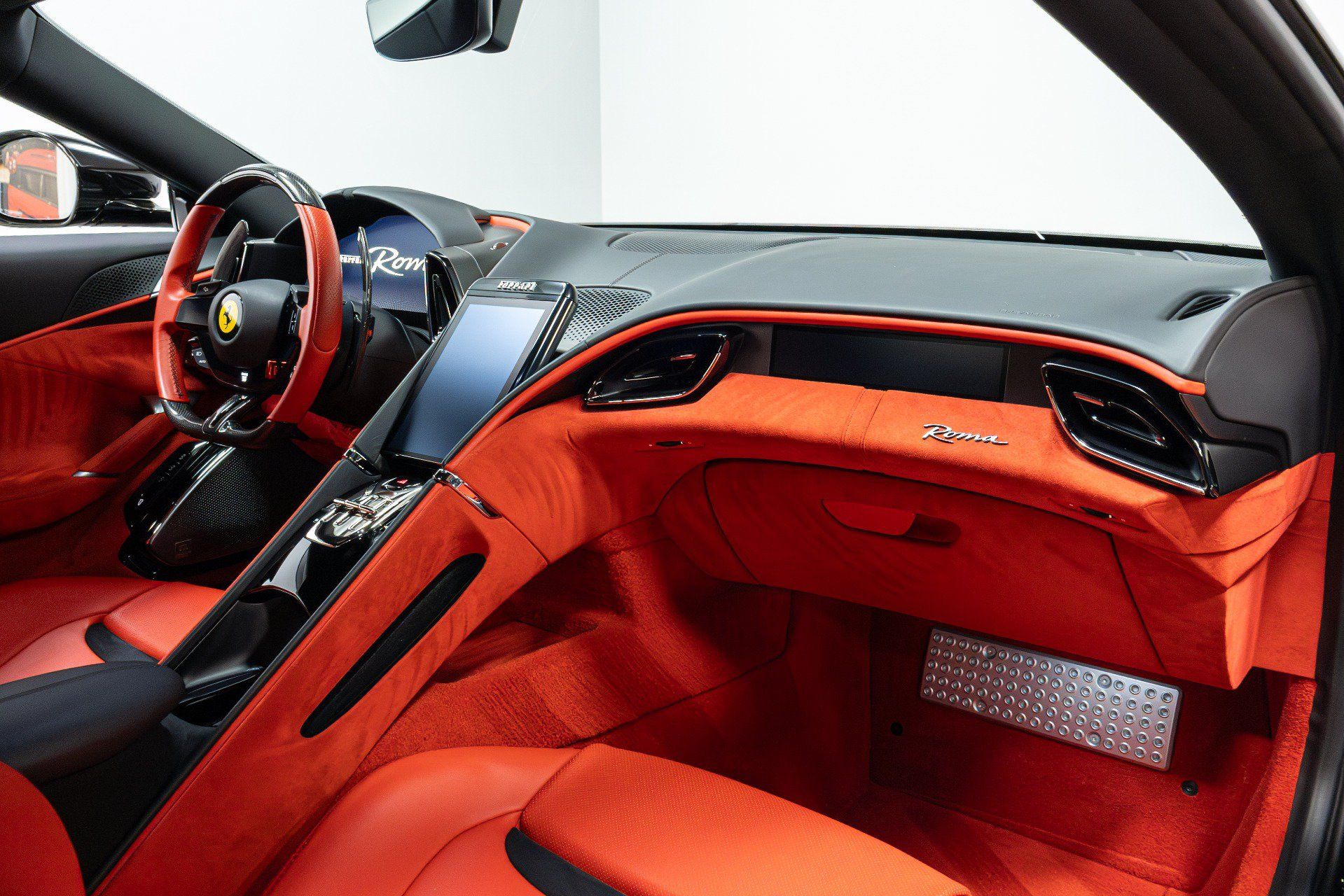 Used 2022 Ferrari Roma RWD image 35