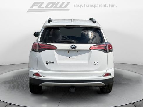 Used 2016 Toyota RAV4 XLE AWD/4WD image 8