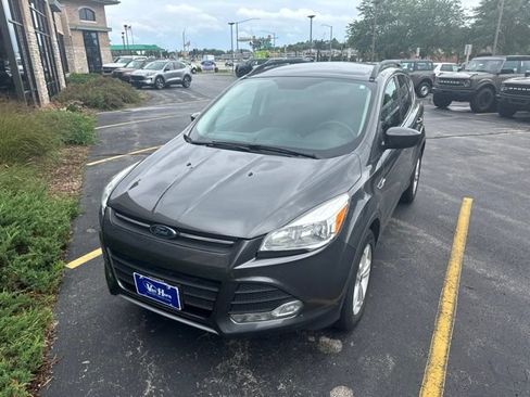 Used 2016 Ford Escape SE w/ Equipment Group 201A AWD/4WD image 1