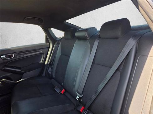 Used 2022 Honda Civic Sport image 14