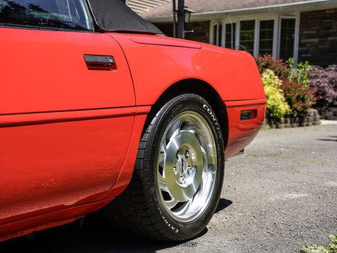 Used 1994 Chevrolet Corvette Convertible RWD image 61