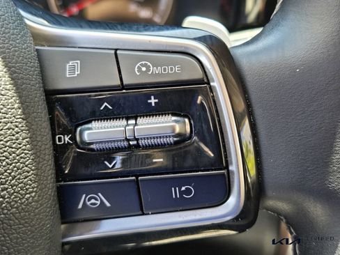 Certified 2022 Kia Sorento S image 28