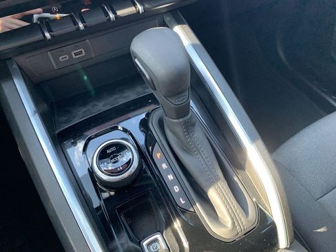 Used 2024 Chevrolet Colorado Trail Boss w/ Advanced Trailering Package image 21