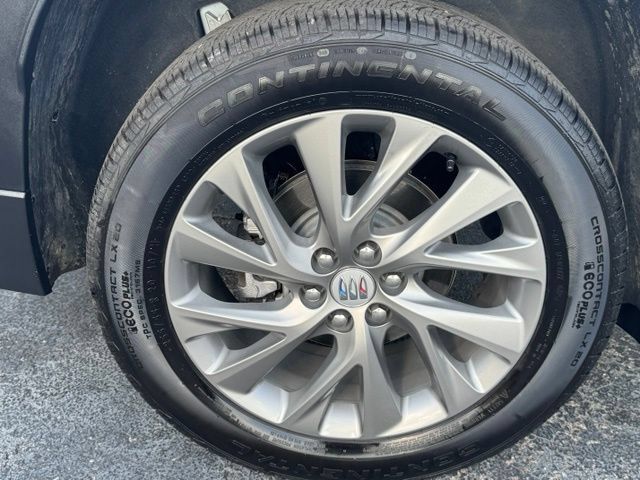 Used 2026 Buick Enclave Preferred w/ Power Package FWD image 6