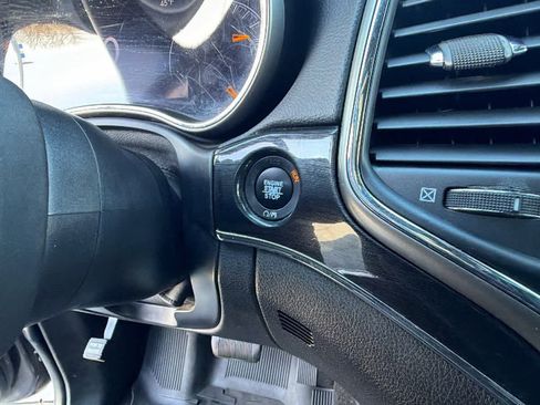 Used 2017 Jeep Grand Cherokee Trailhawk w/ Trailhawk Luxury Group image 17