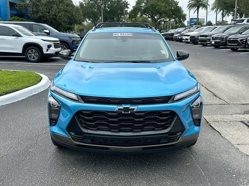 Used 2025 Chevrolet Trax ACTIV w/ Driver Confidence Package FWD image 2