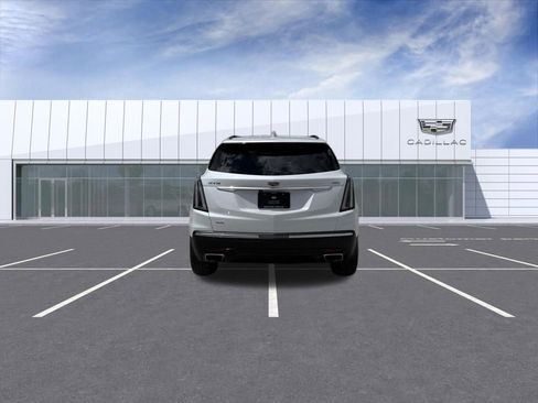 Certified 2023 Cadillac XT5 Sportv w/ LPO, Floor Liner Package AWD/4WD image 12