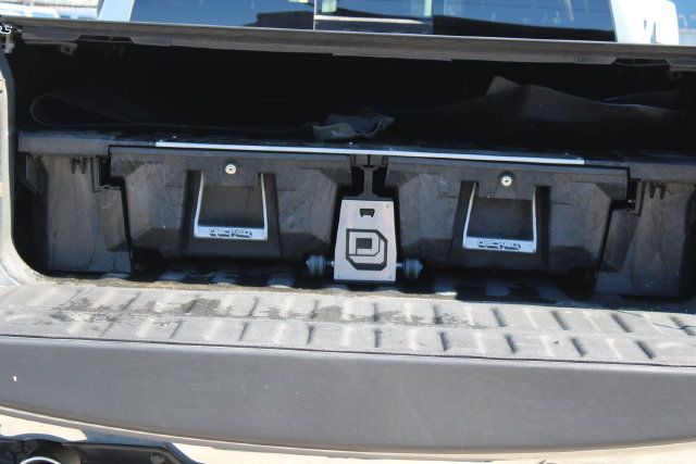 Used 2019 RAM 1500 Laramie AWD/4WD image 11