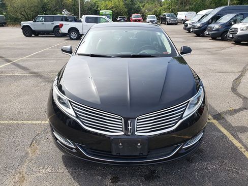 Used 2015 Lincoln MKZ w/ Equipment Group 101A Select FWD image 2