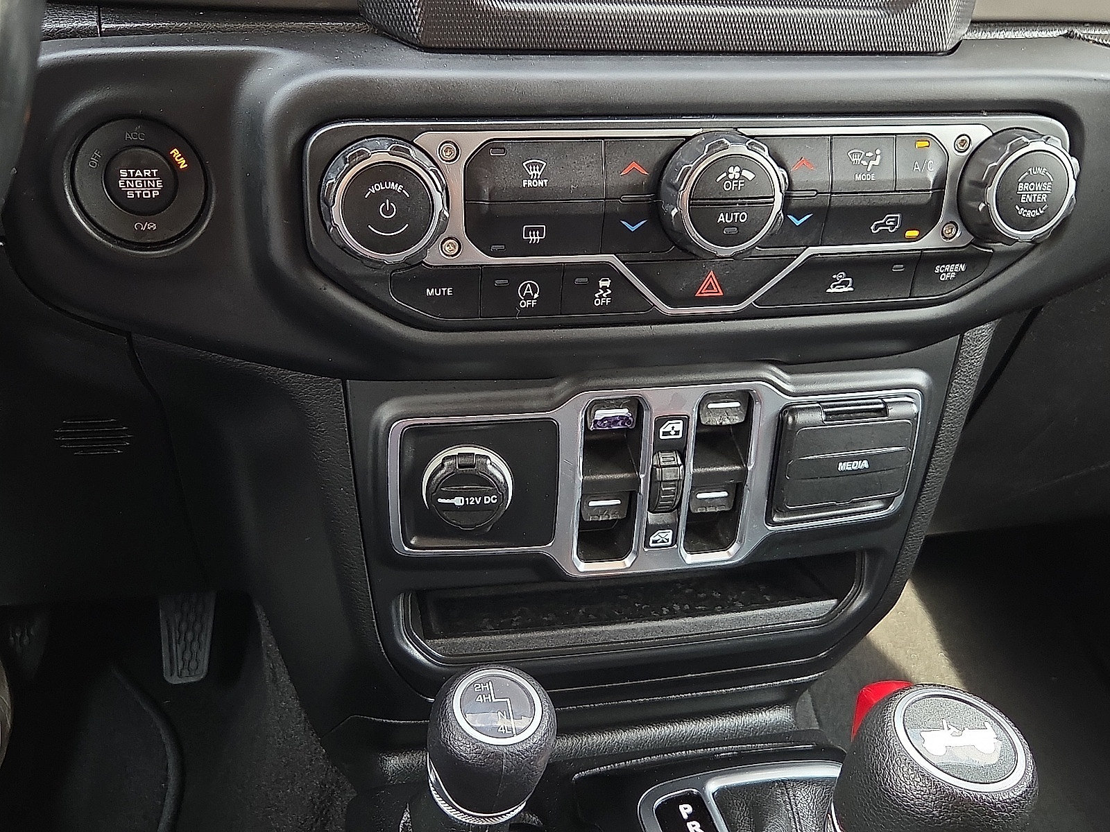 Used 2021 Jeep Wrangler Unlimited Sport AWD/4WD image 18