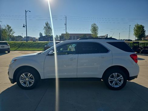 Used 2012 Chevrolet Equinox LT AWD/4WD image 2