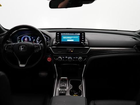 Used 2022 Honda Accord Sport image 16