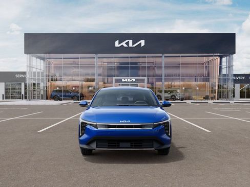 Used 2025 Kia K4 EX FWD image 2