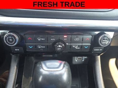 Used 2022 Jeep Compass Limited w/ (RED) Package AWD/4WD image 10