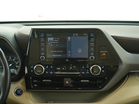 Used 2020 Toyota Highlander Limited AWD/4WD image 17