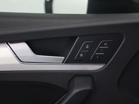 Used 2019 Audi SQ5 Premium Plus w/ Premium Plus Package AWD/4WD image 53