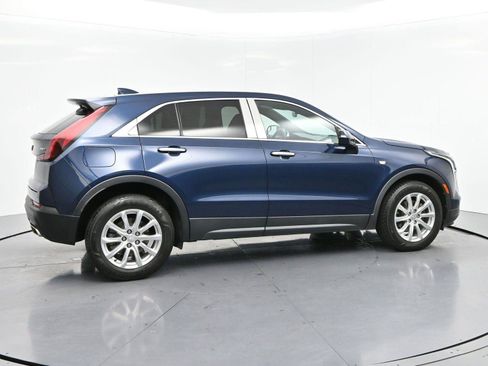 Used 2021 Cadillac XT4 Luxury w/ Cold Weather Package AWD/4WD image 8