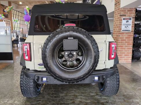 New 2025 Ford Bronco Outer Banks w/ Sasquatch Package AWD/4WD image 6