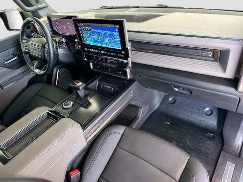Used 2024 GMC Hummer EV 3X AWD/4WD image 30
