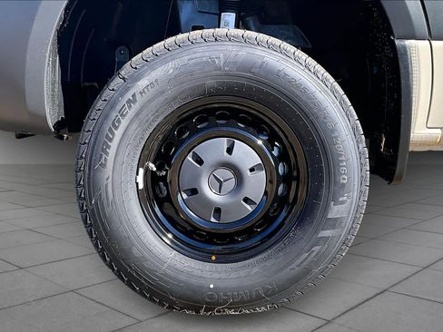 New 2026 Mercedes-Benz Sprinter 2500 image 9