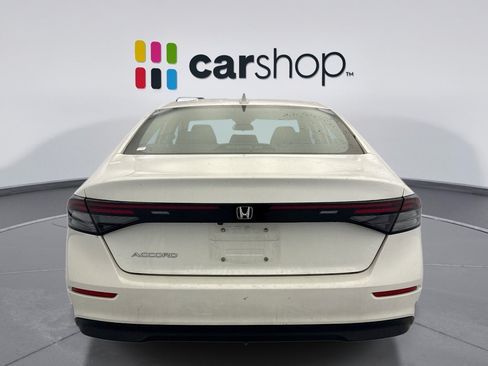 Used 2023 Honda Accord EX image 4