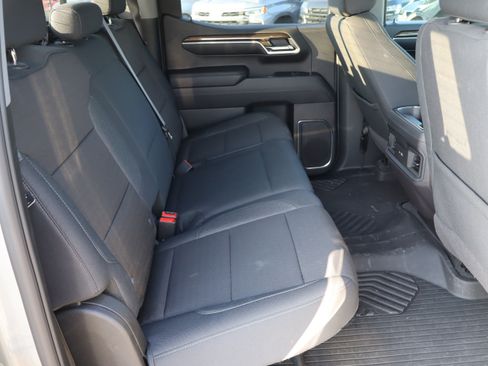 Used 2024 Chevrolet Silverado 1500 LT Trail Boss w/ Convenience Package II AWD/4WD image 36